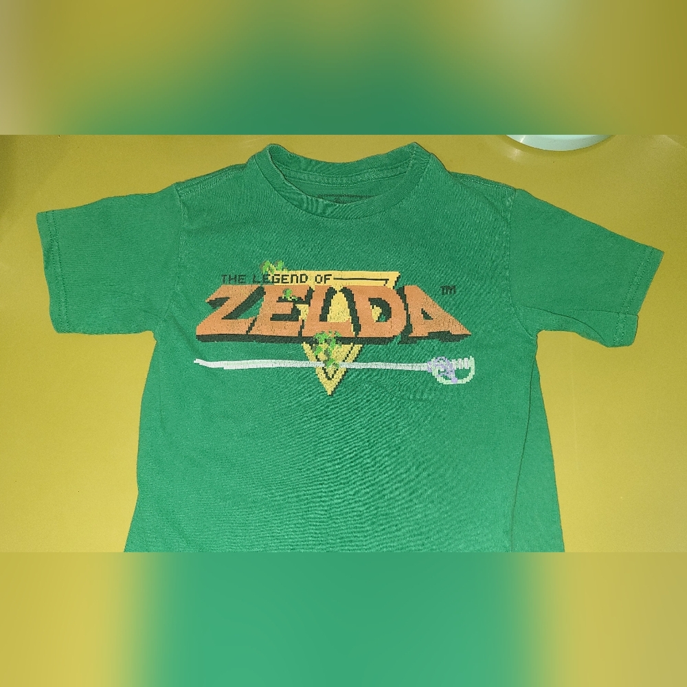 Boys Size S Zelda Shirt